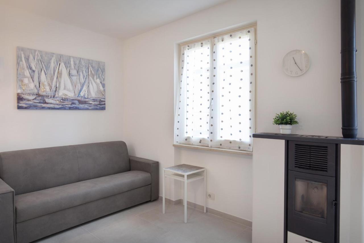 Apartment Prefontana With Pool Bardolino Kültér fotó